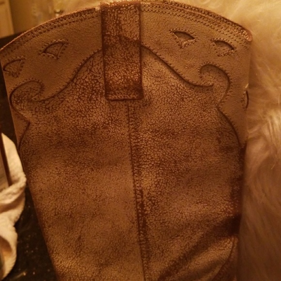 Custom made VINTAGE cream puff cowboy boots - Picture 5 of 7